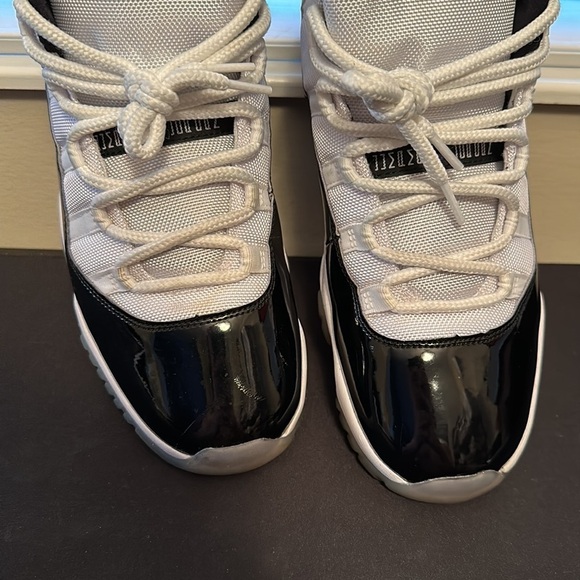 Nike Air Jordan Retro XI 11 Concord Sz 11 main image 7